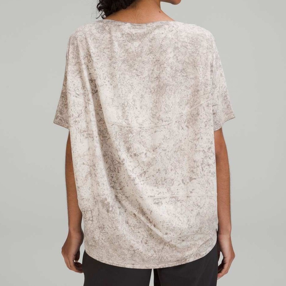 Lululemon 12 Back in Action T-Shirt Vitasea Cirrus Wash White Opal Linen Rover